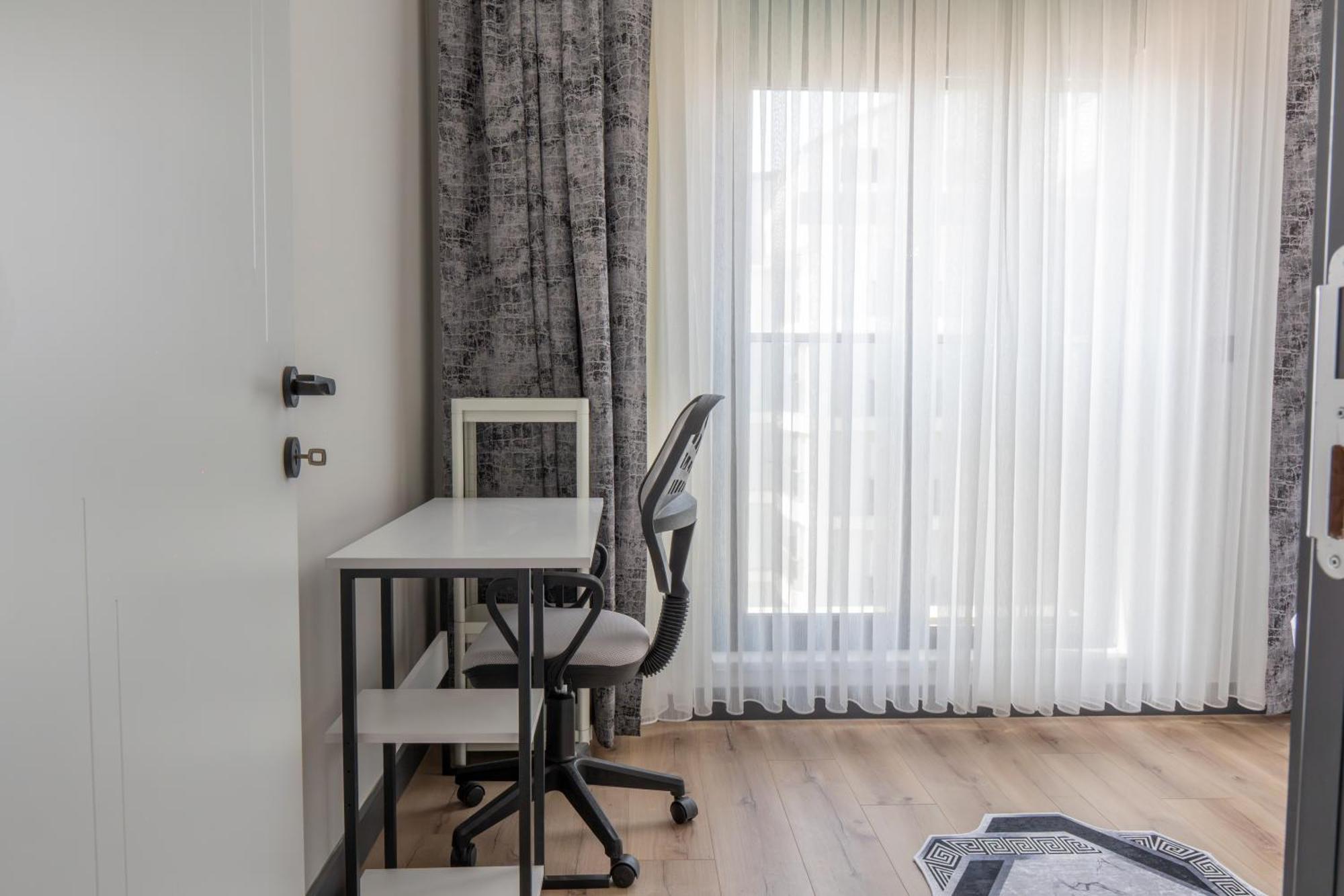 Wind Luxury 2 Appartement Aksu  Buitenkant foto